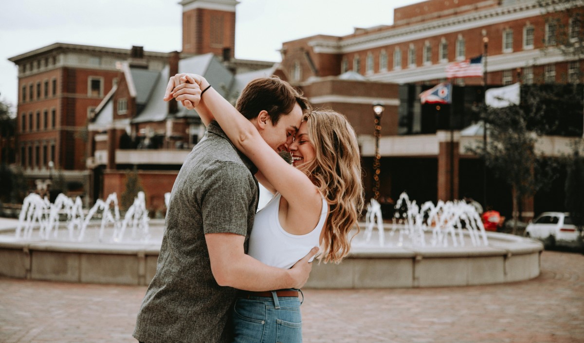 Simbiotiskās attiecības cilvēkiem bieži vien kļūst par sava veida cietumu: kā tās atpazīt?