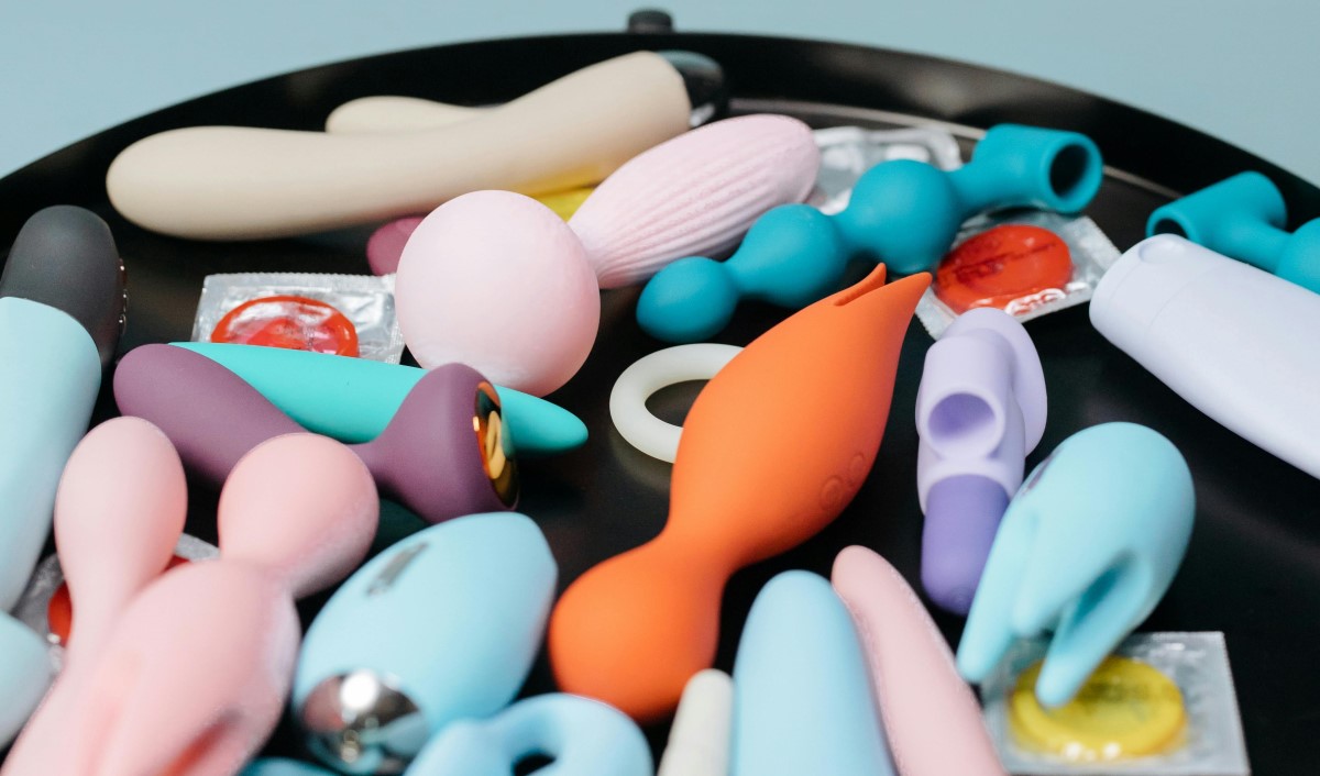 Kad jums apnīk sekss divatā: šeit ir dažas ārzemēs populāras prakses, kas atdzīvina pāra intīmo dzīvi.