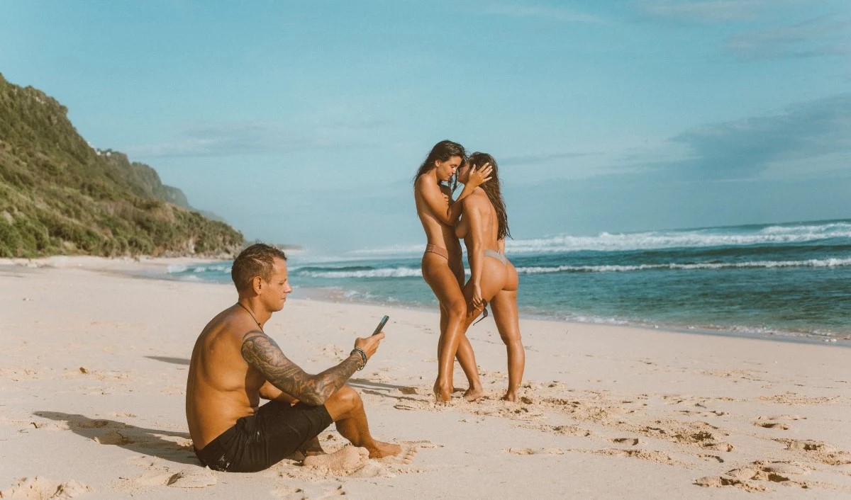 Seksa tūrisms kļūst arvien populārāks sieviešu vidū: kādi ir populārākie galamērķi?