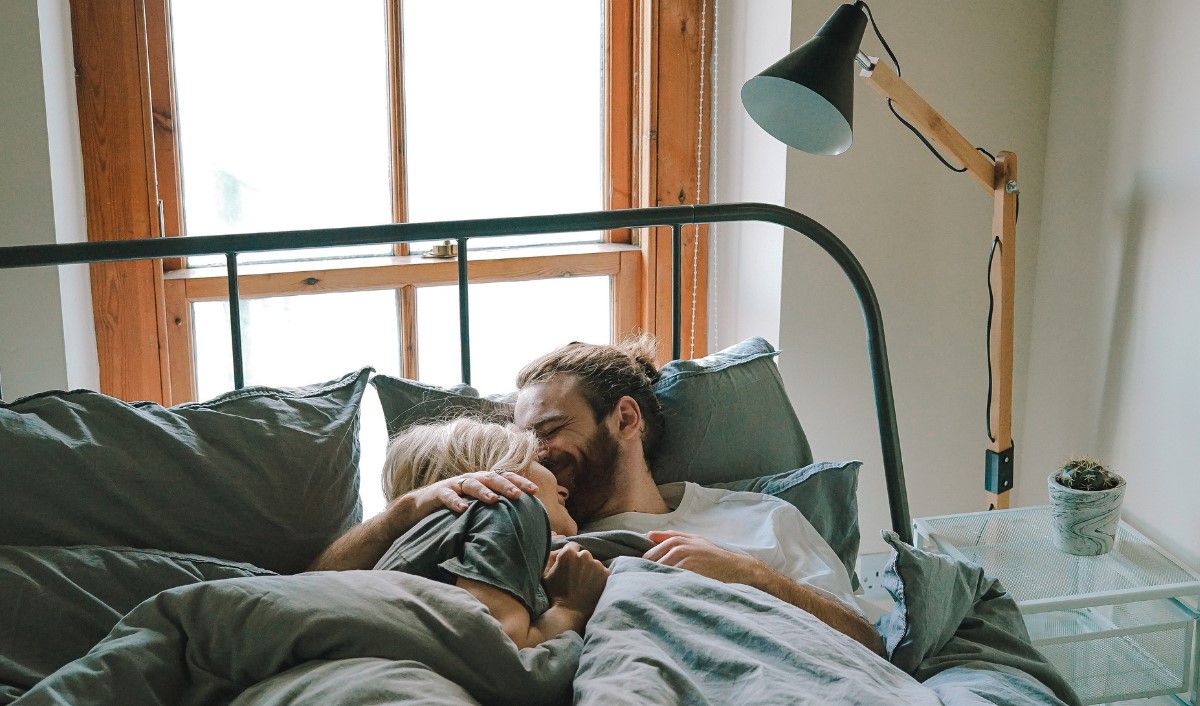 Valentīna diena: ko dāvināt, lai izvairītos no rozēm un šokolādes?