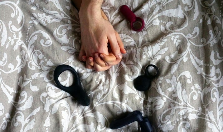 Гид по Рождественским подаркам: эти пикантные подарки подойдут даже для тех, кто бояться нового в постели